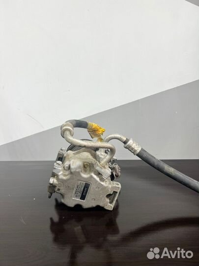 Компрессор кондиционера Toyota 1SZ 4472206254