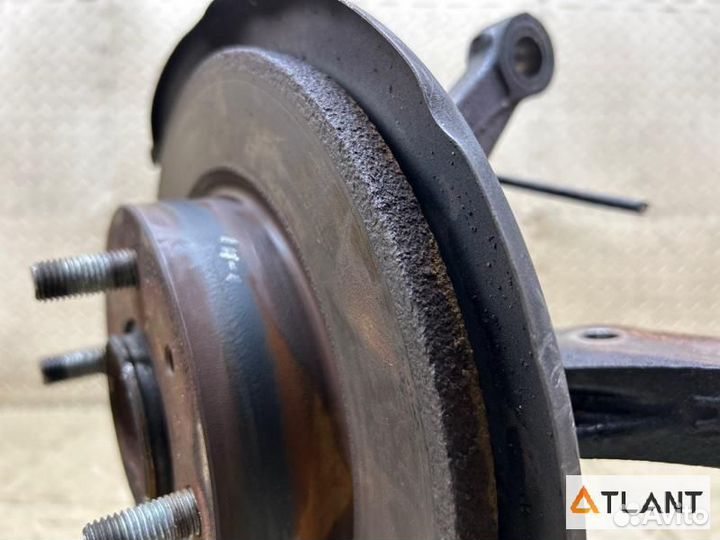 Ступица передняя правая nissan otti