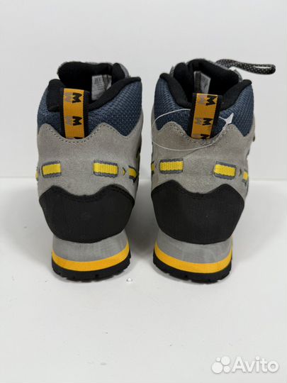 Походные ботинки Garmont