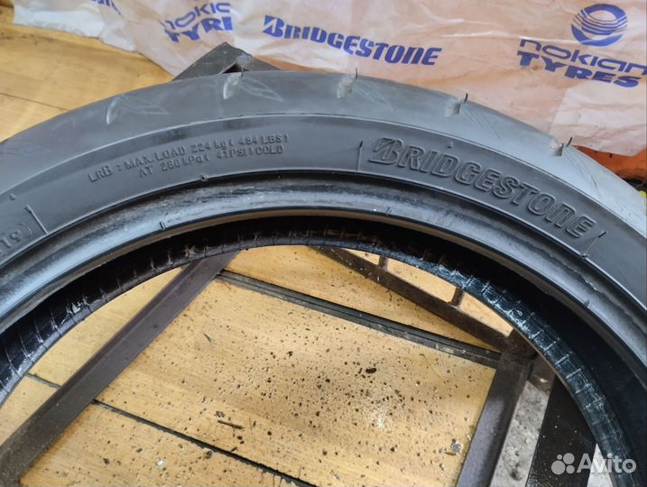 120/70/15 r15 Bridgestone Battlax SC2F (RAL 77)