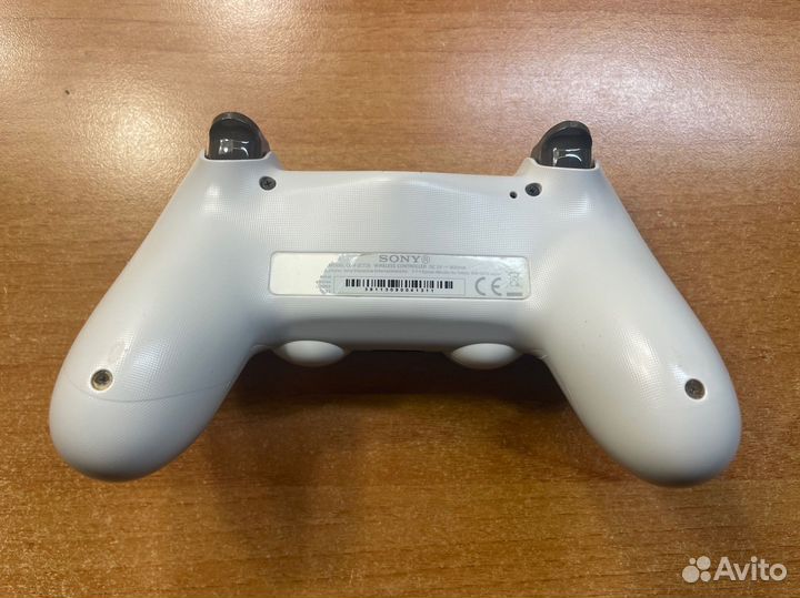 Dualshock 4 оригинал белый