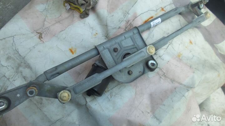 Трапеция стеклоочистителя