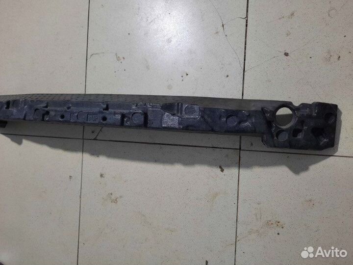 Абсорбер переднего бампера передний Toyota Camry