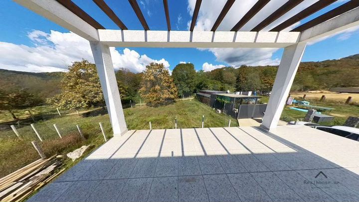 Коттедж 187,2 м² на участке 4,8 сот.