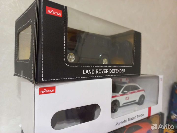 Новая машина на радиоуправлении 1:24