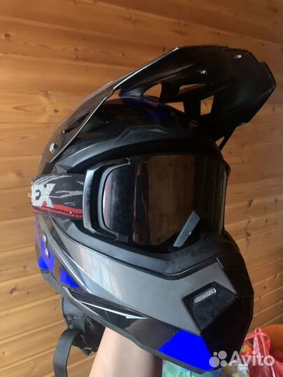Мото шлем кроссовый