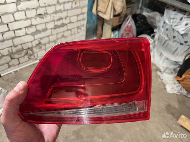 Фонарь задний Фольгсваген Туарег NF