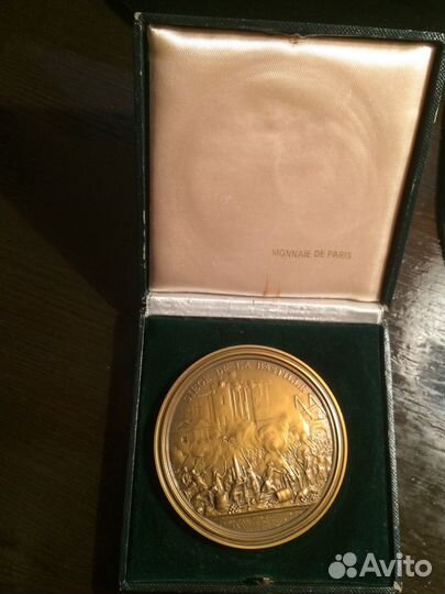 Настольная медаль в память взятия Бастилии 14 июля