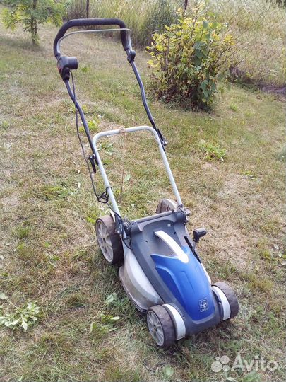 Газонокосилка электрическая