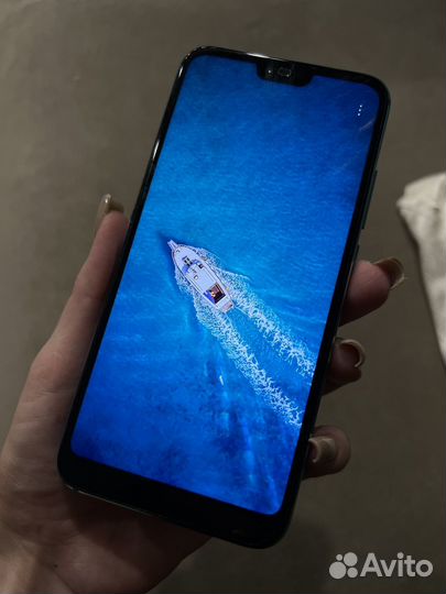 HONOR 10, 4/128 ГБ