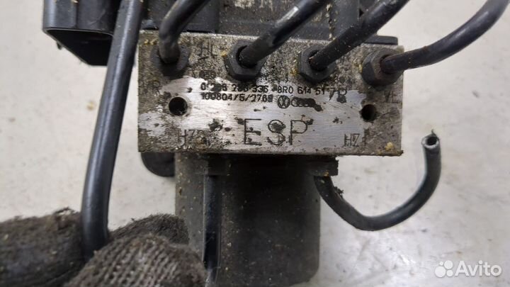 Блок абс, насос Audi Q5, 2011