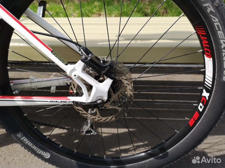 Горный велосипед gt avalanche elite