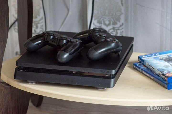 Sony playstation 4 PS4 slim
