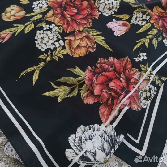 Шикарный большой платок Цветы