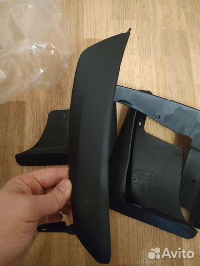 Toyota Camry 70 Брызговики C3EC8