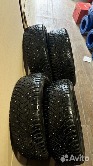 Nokian Tyres Hakkapeliitta 8 SUV 235/55 R20