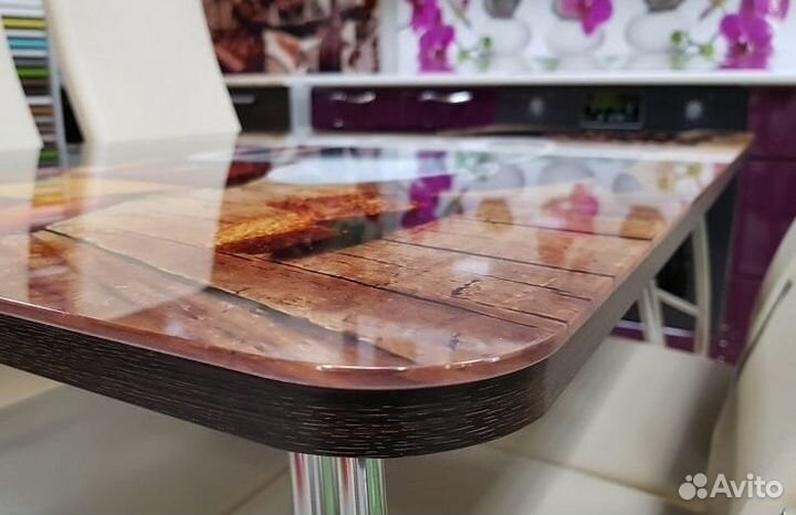 Стеклянная столешница