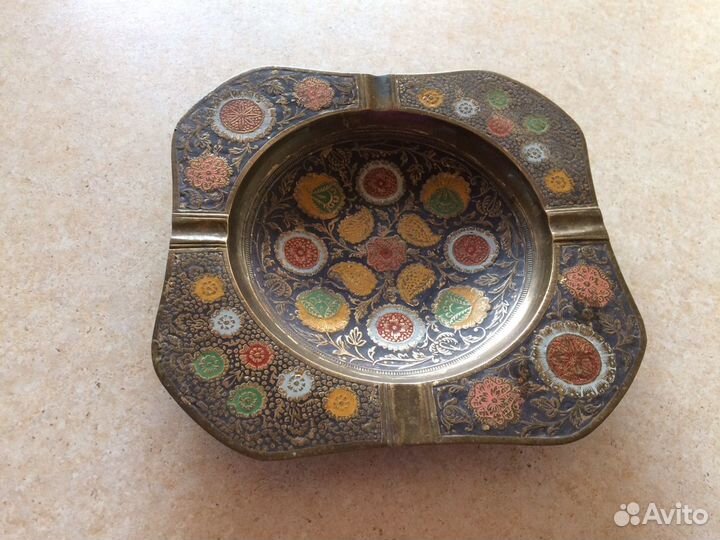 Пепельница антикварная эмаль Индия