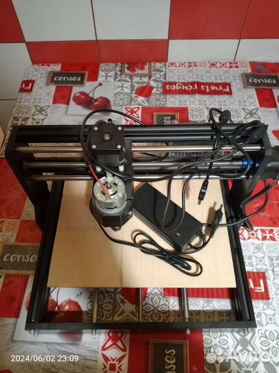 Фрезерный станок с чпу