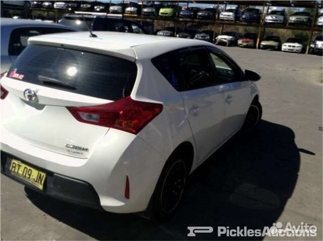 Разбор на запчасти Toyota Auris E18 2012