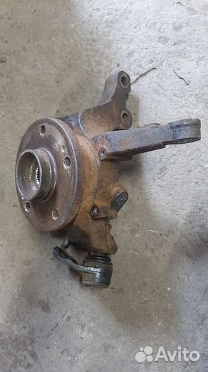 Кулак поворотный левый Chery Tiggo 3