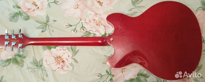 Гитара Peavey JF1EX полуакустическая, hollowbody