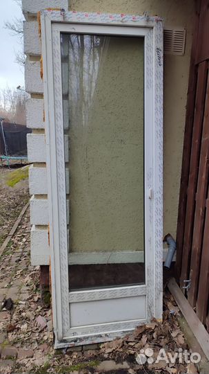Продам входную дверь бу