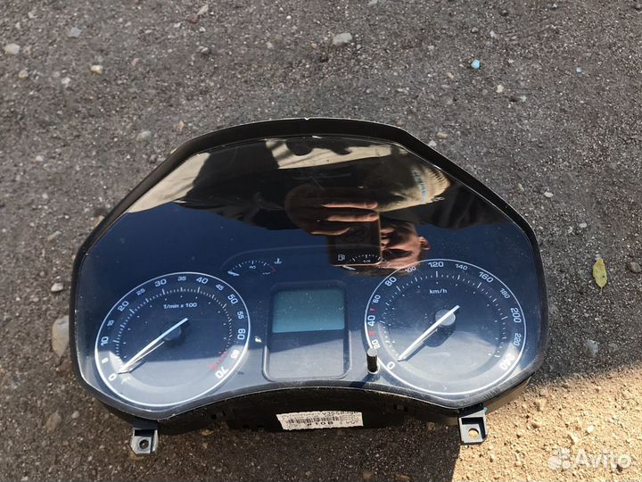 Панель приборов шкода октавия А5 1Z0920810B