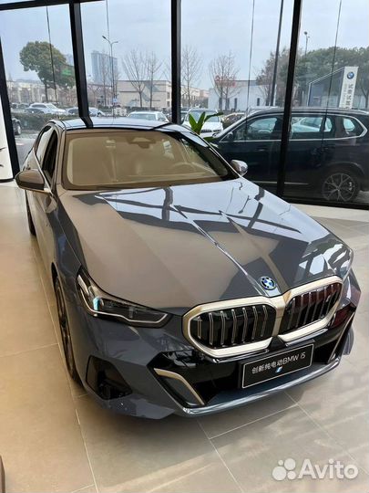 BMW i5 286 л.с. AT, 2024, 7 км