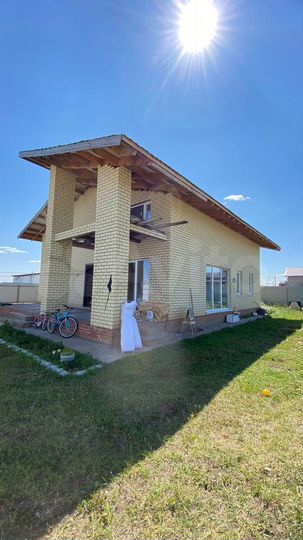 Дом 192,1 м² на участке 10 сот.