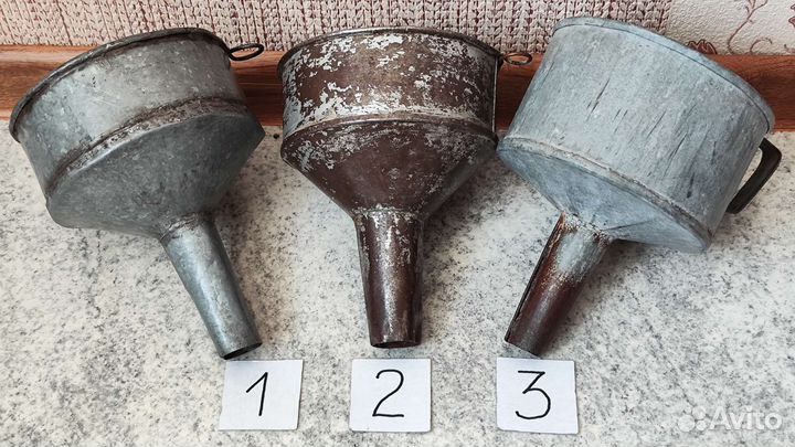 Воронка с сетчатым фильтром большая металлическая