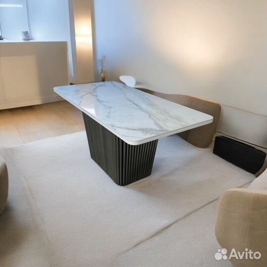 Журнальный стол