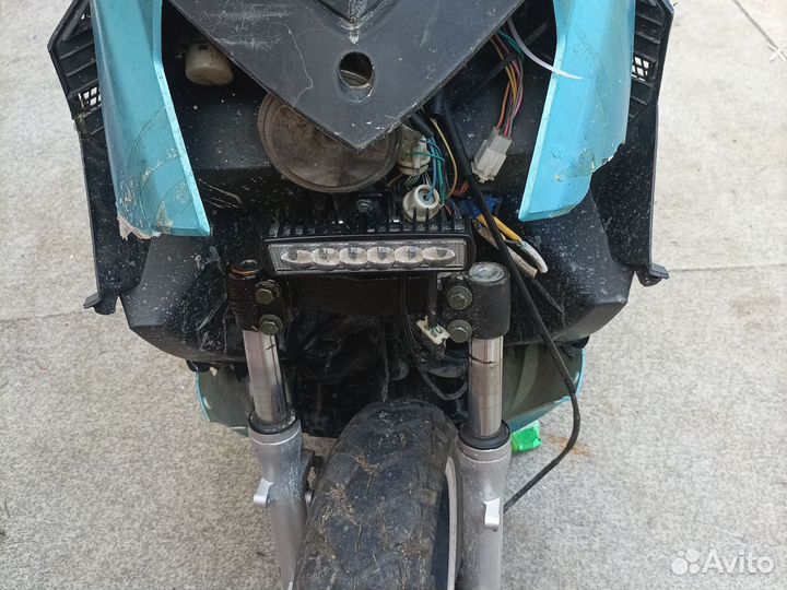 Скутер 150кубов