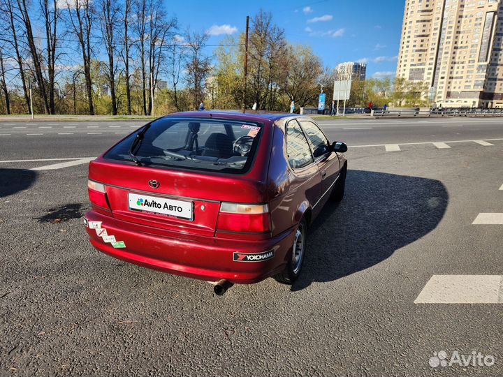 Toyota Corolla 1.6 AT, 1992, 403 000 км