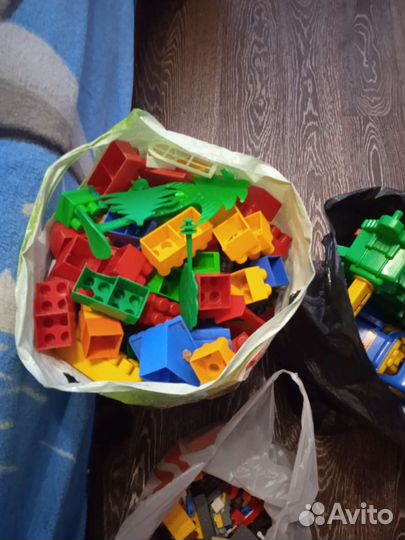 Кубик,игрушки,машинки