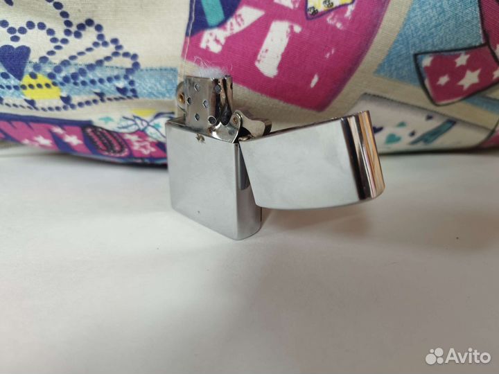 Зажигалка zippo