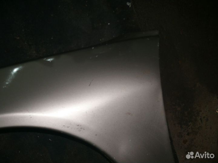 Крыло левое Mitsubishi Galant 2002