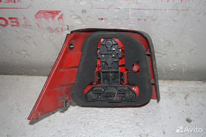 Фонарь задний наружный правый Volkswagen golf IV/b