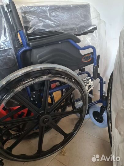 Инвалидная коляска новая