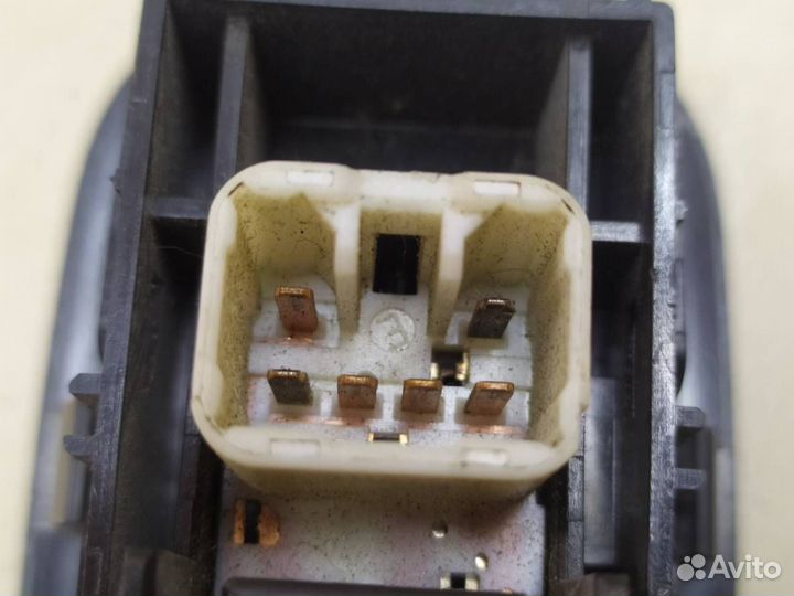 Кнопка стеклоподъемника Lexus IS 200/300 1999-2005