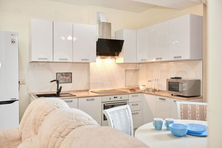 2-к. квартира, 63 м², 4/10 эт.