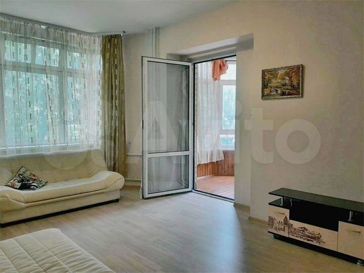 2-к. квартира, 85 м², 3/14 эт.