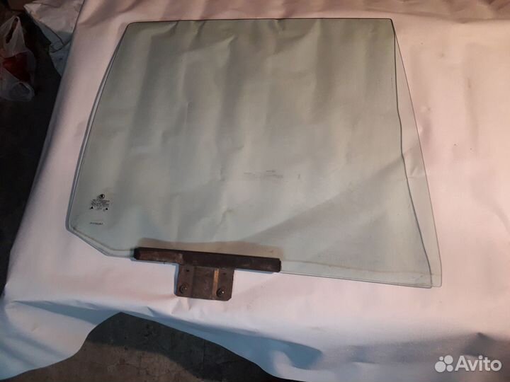 Стёкло для шкоды фелиции