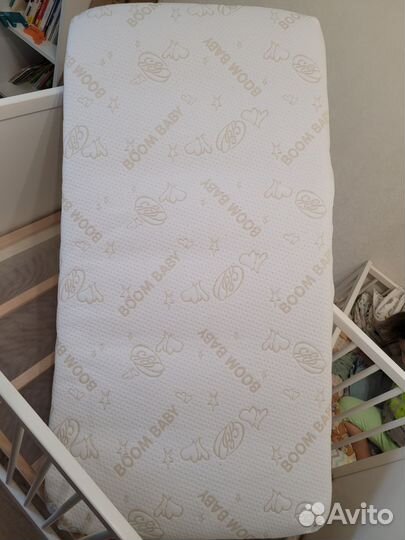 Кроватка для новорожденных