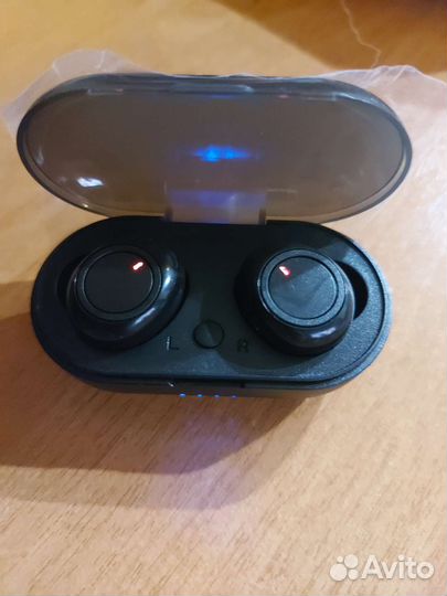 Беспроводные наушники новые