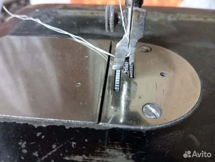 Швейная машина ручная бу