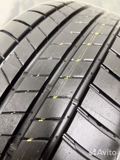 Bridgestone Turanza T005 215/60 R16 95V