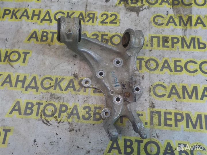 Кулак поворотный задний левый Honda Accord VII 20