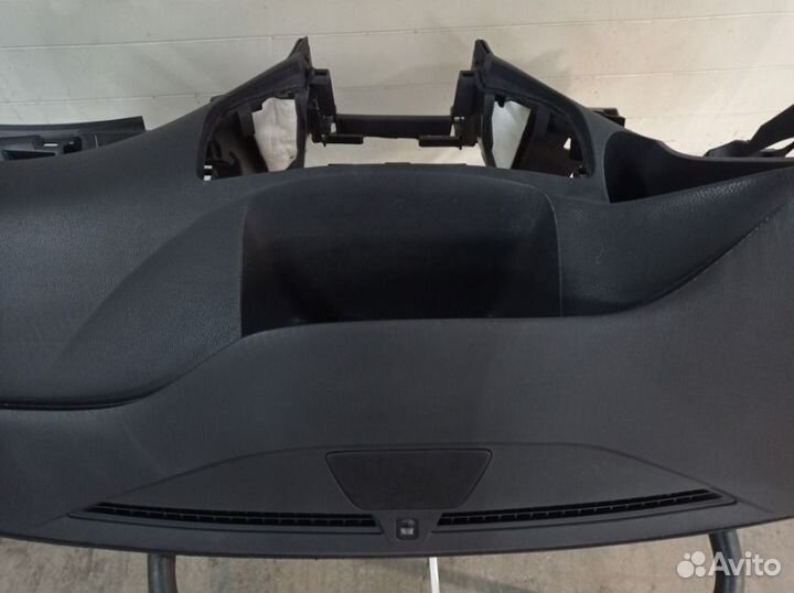 Торпедо передняя панель Honda Accord 8 CU2 K24Z3