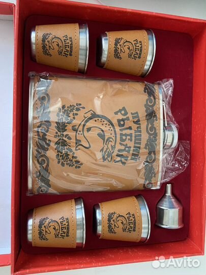 Набор фляга и стопки